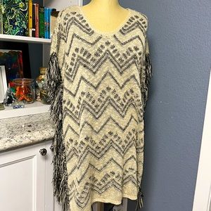 Women’s poncho